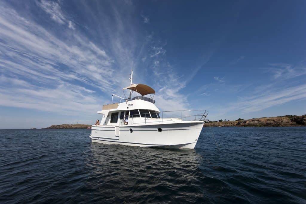 Soltero en busca de alquiler de barcos en Ibiza