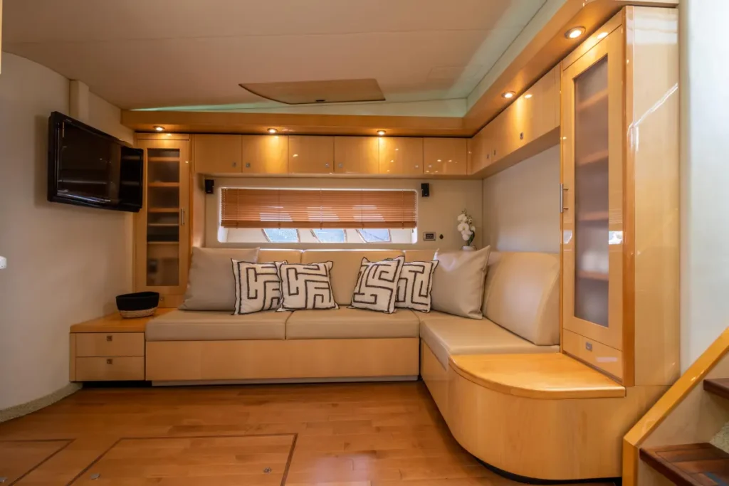 SeaRay-55-Interior-2